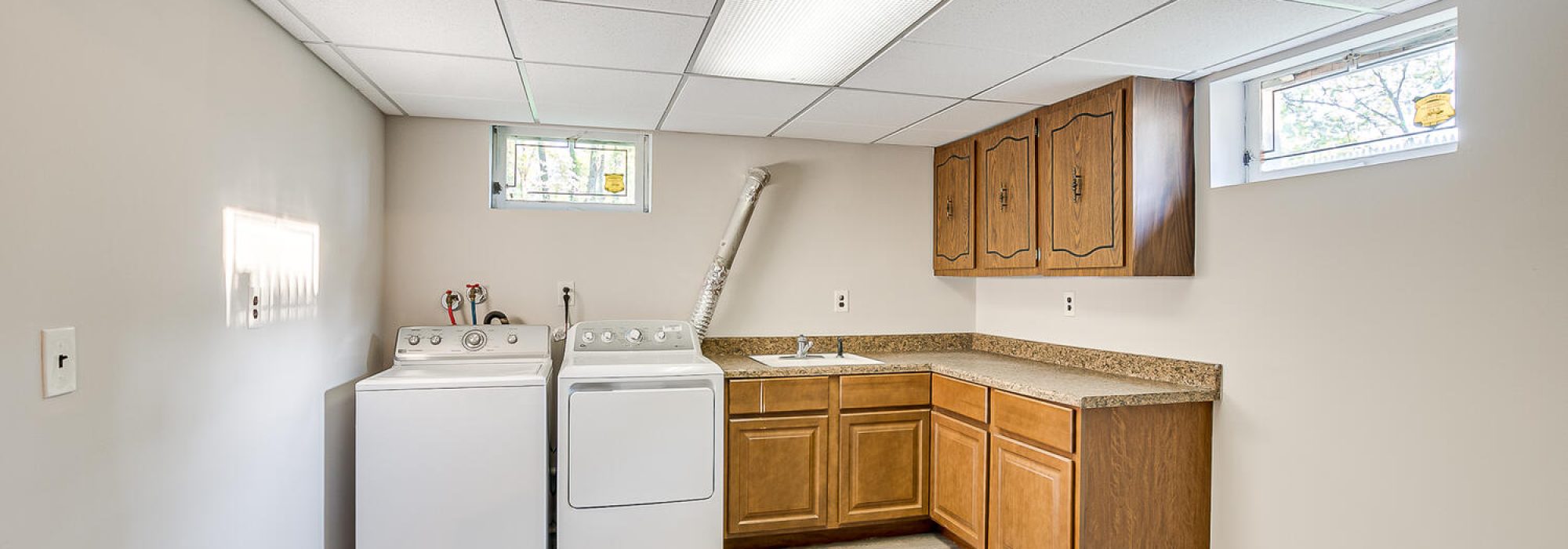 25 Cutter Ave Edison NJ 08820-large-036-037-PIC 9739ENFUSE-1500x1000-72dpi